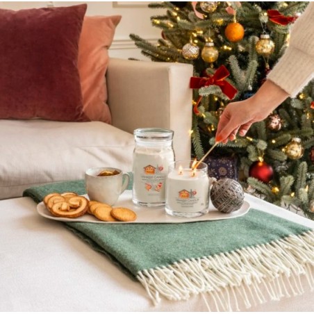 YANKEE CANDLE Świeca średnia MUNICH CHRISTMAS MARKET 368g
